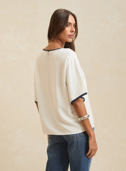 Camiseta Feminina Ampla Com Contrastantes