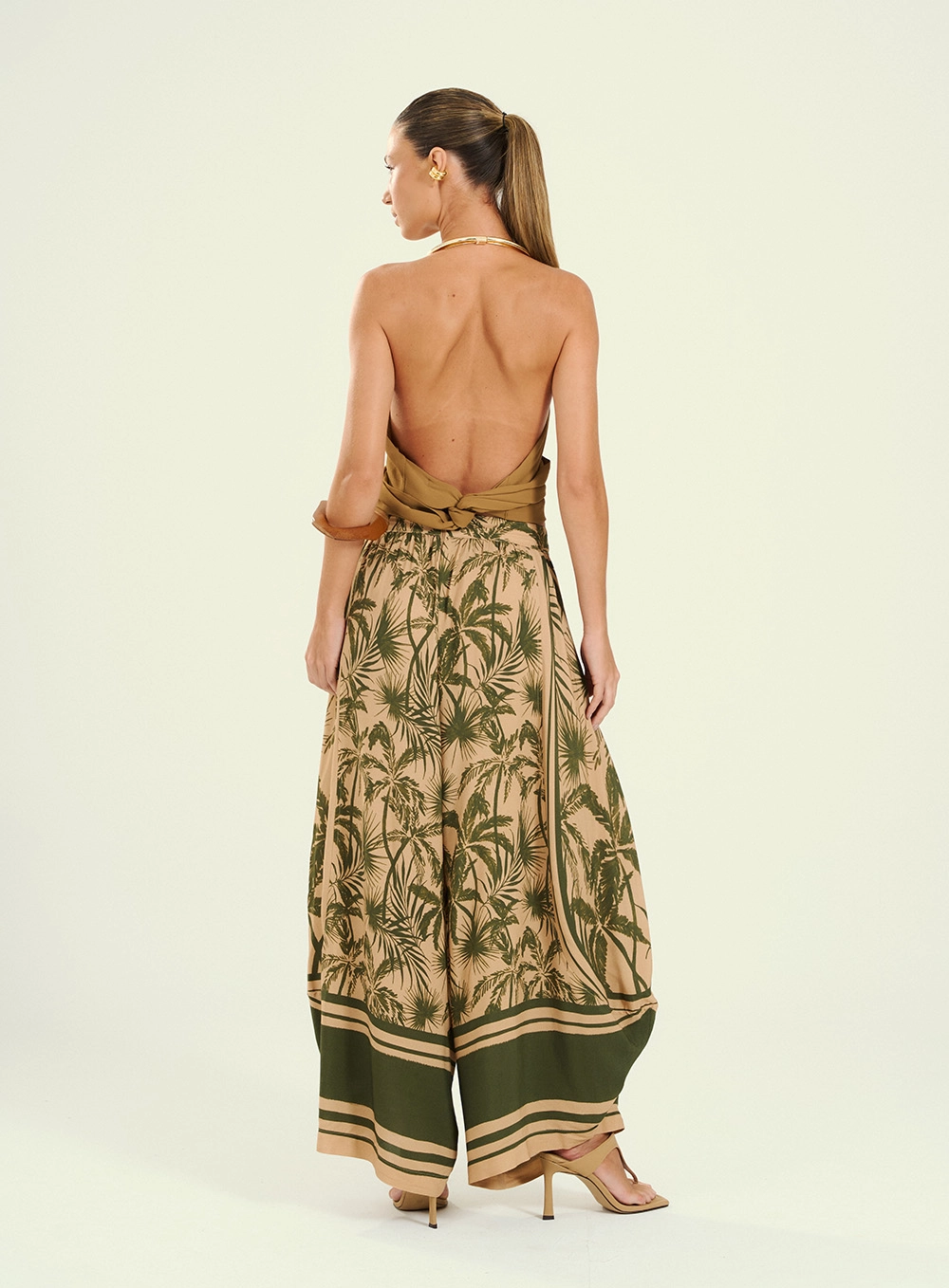Calça Feminina Pantalona Resort Estampada Bege 3