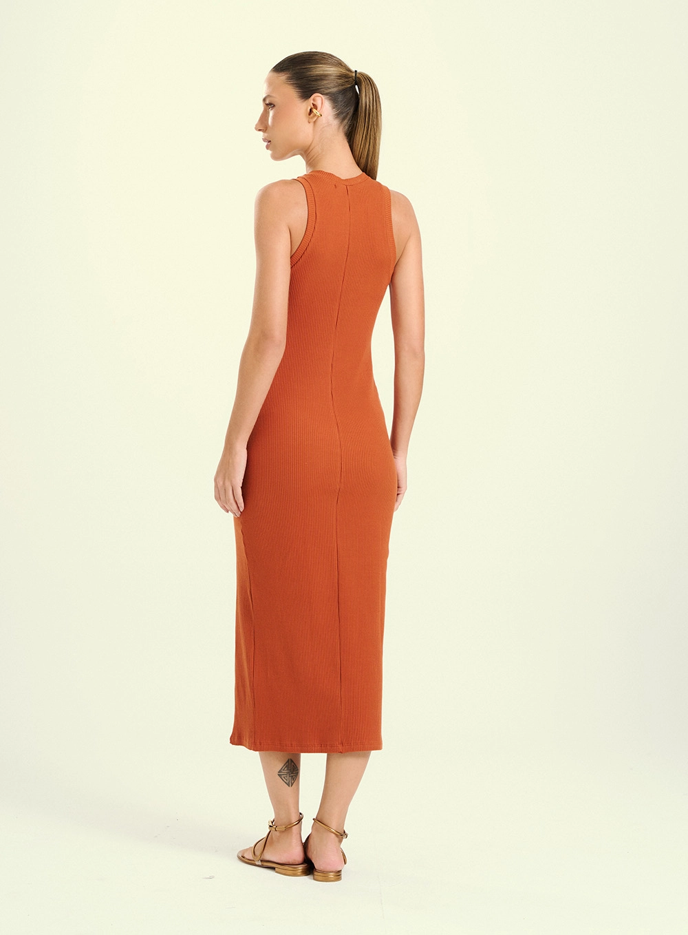 Vestido Feminino Midi Com Fenda Marrom 2