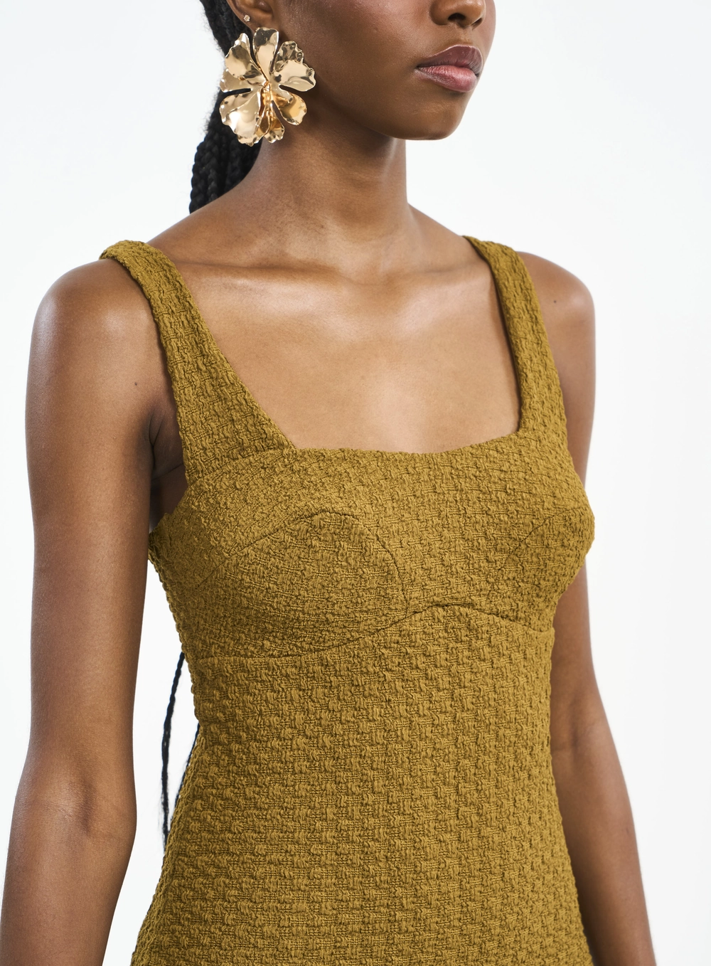 Vestido Midi Com Decote Quadrado E Textura Marrom