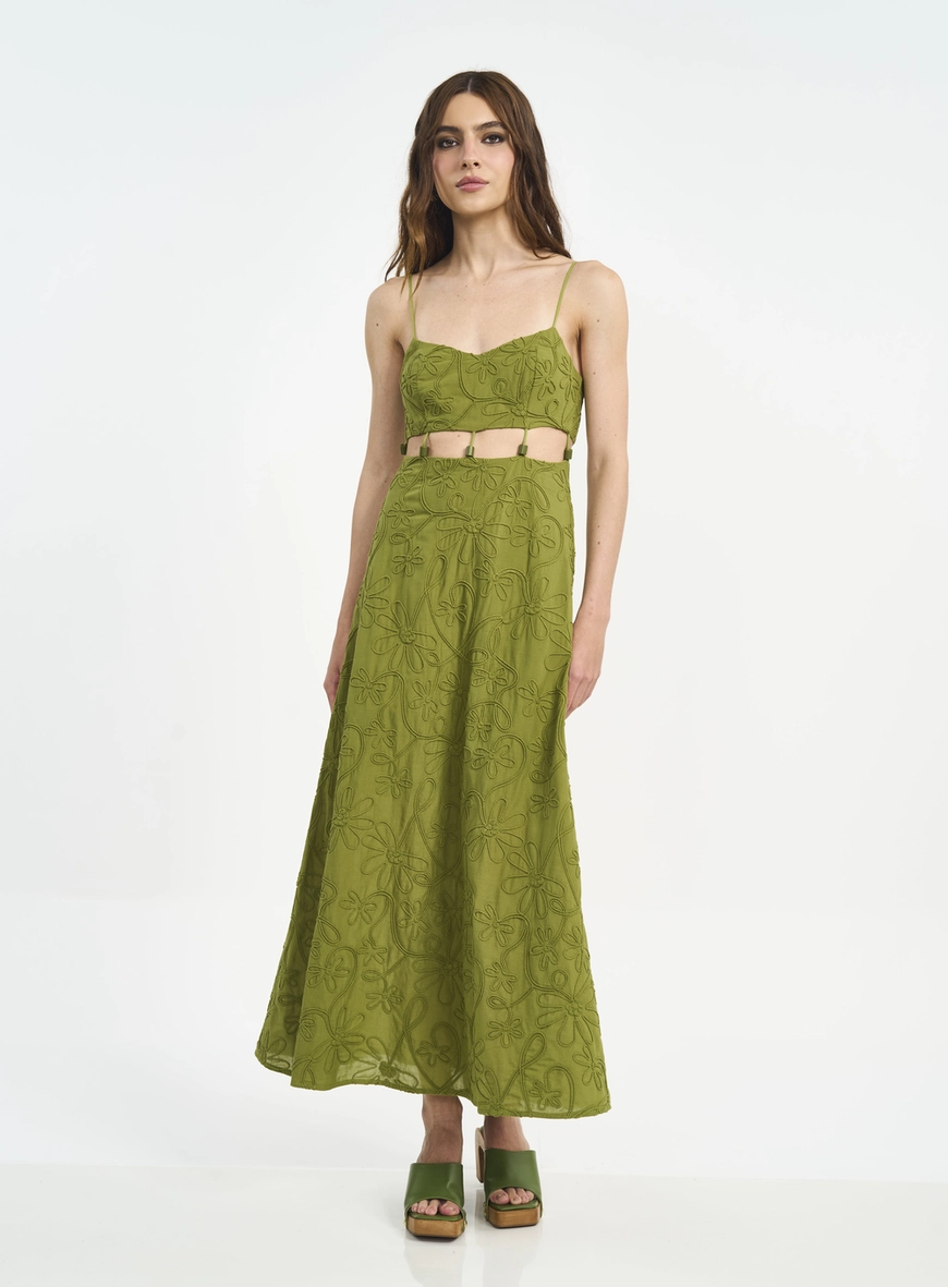 Vestido Longo Com Bordado E Recorte