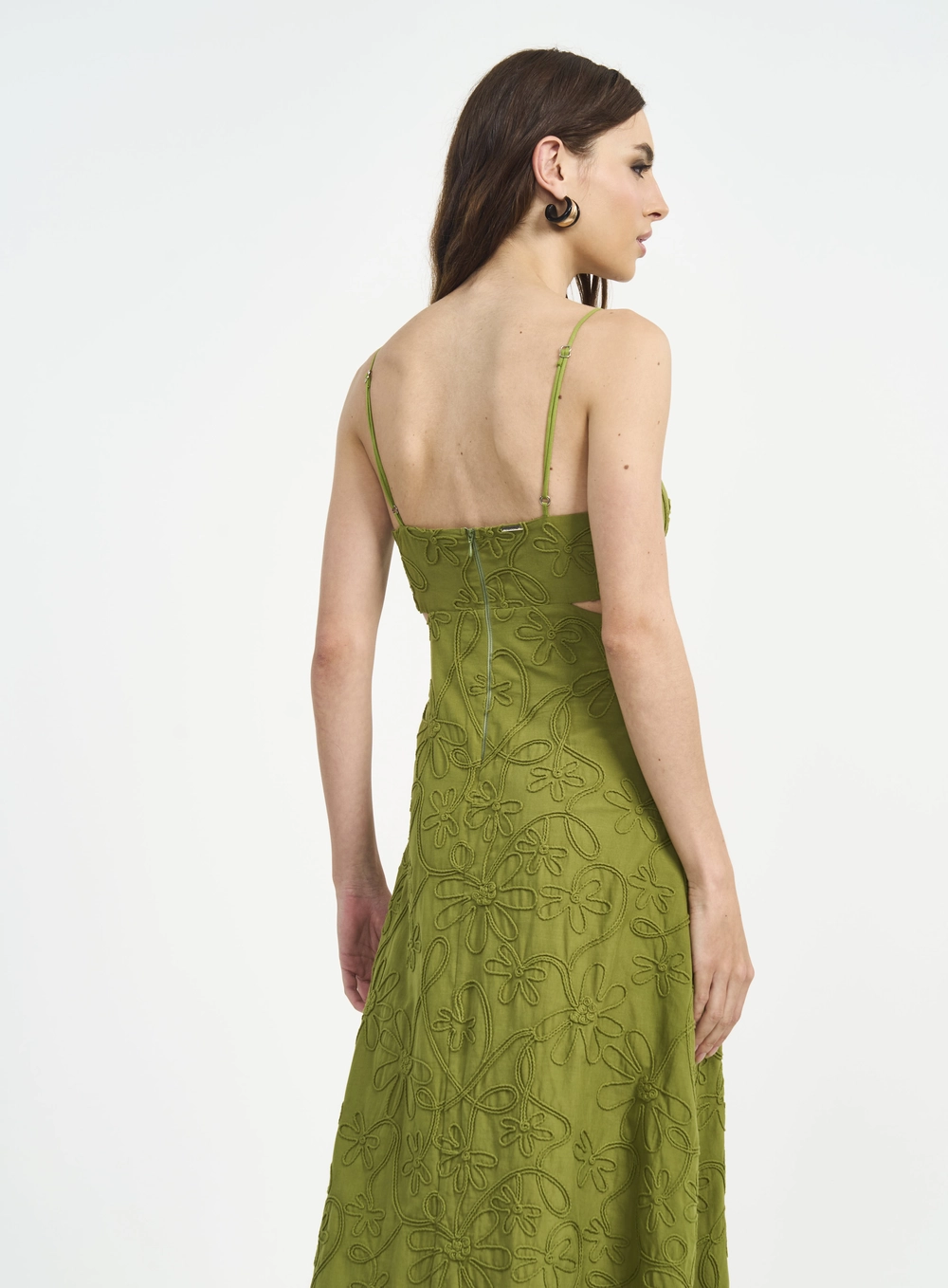Vestido Longo Com Bordado E Recorte Verde