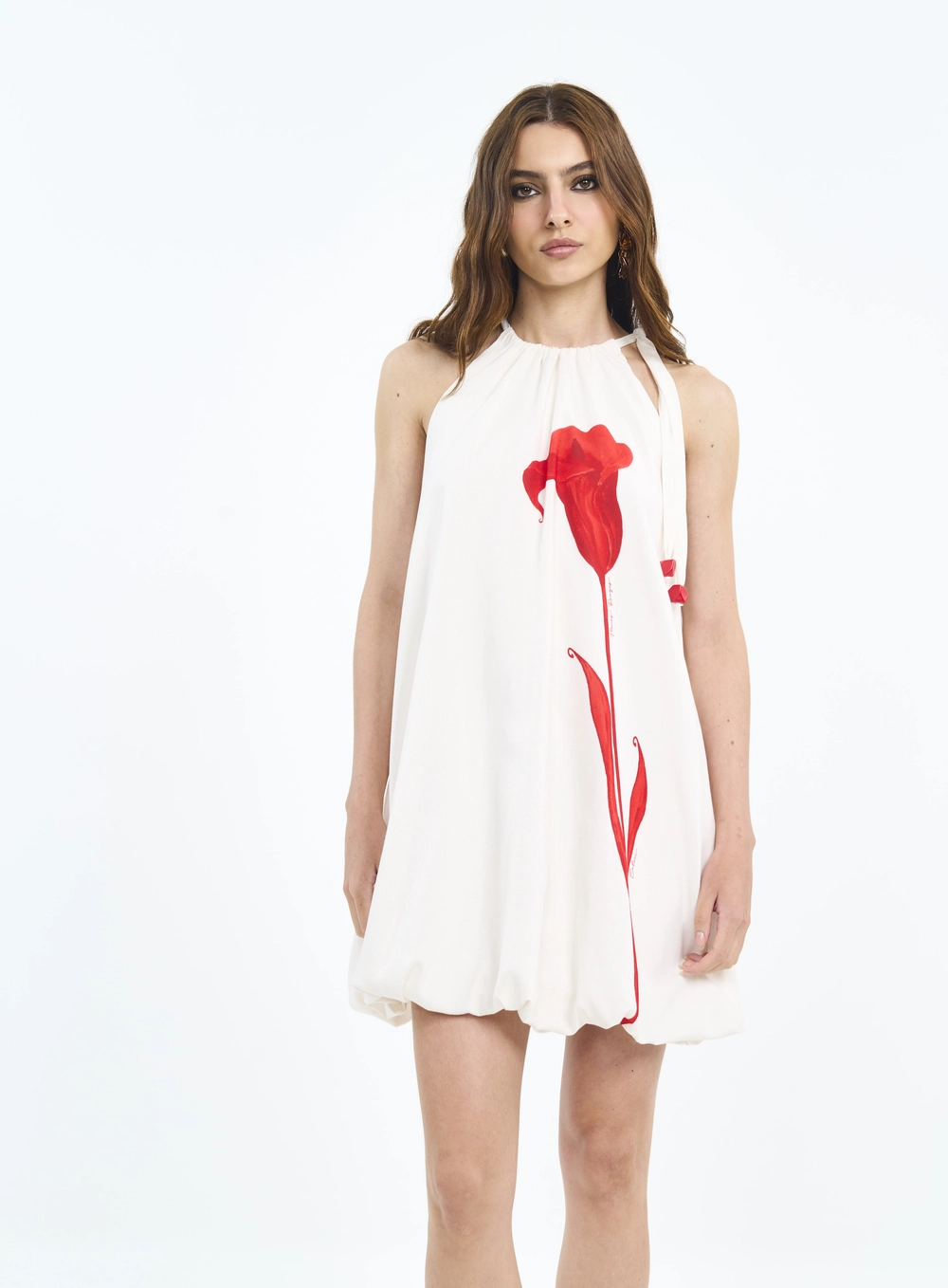 Vestido Curto Frente Única Com Barra Balonê Estampados