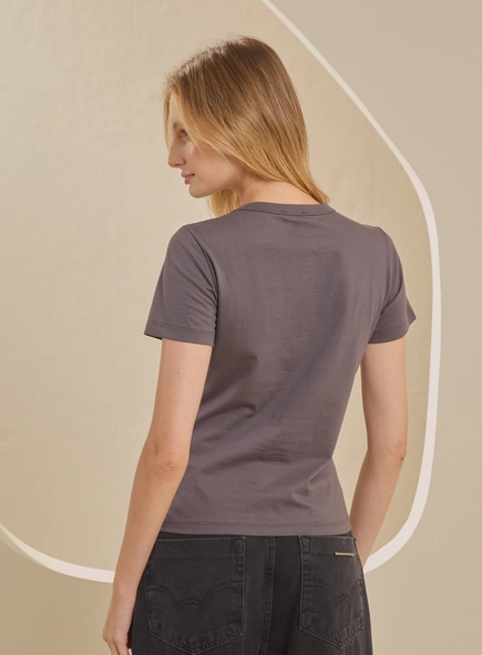 Camiseta Feminina Básica - Fran