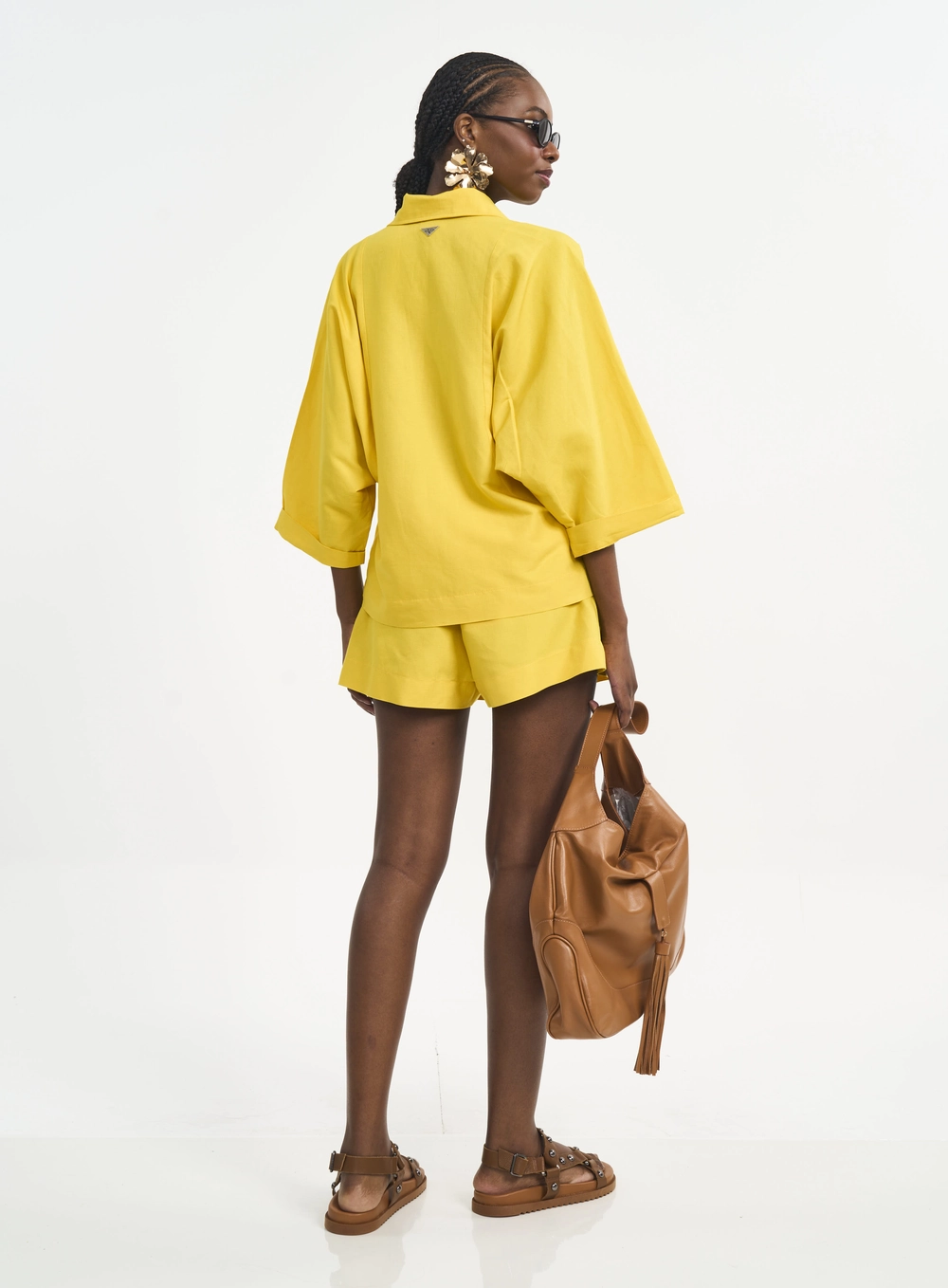 Camisa Feminina De Linho Com Mangas Amplas Amarelo