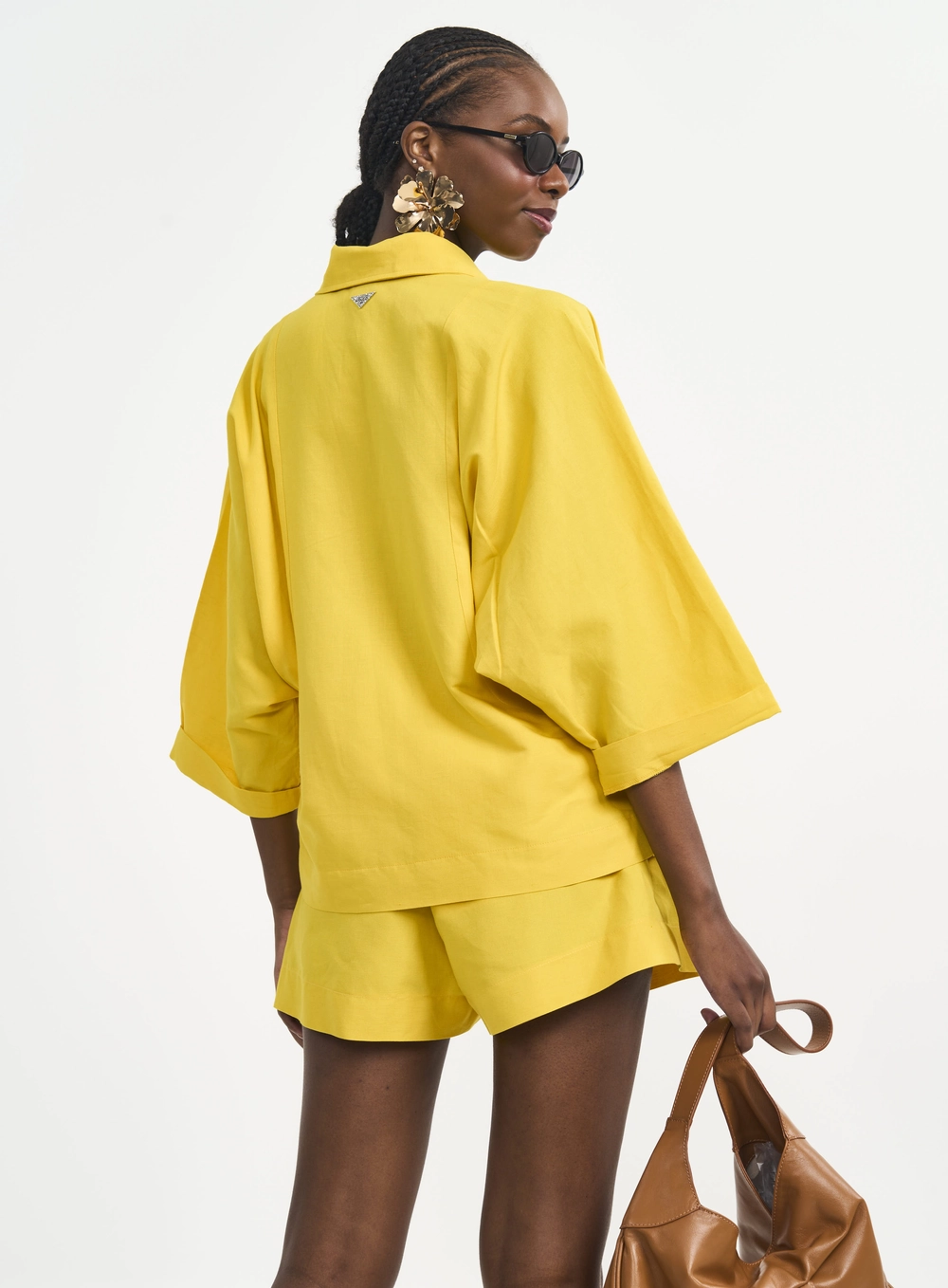 Camisa Feminina De Linho Com Mangas Amplas Amarelo