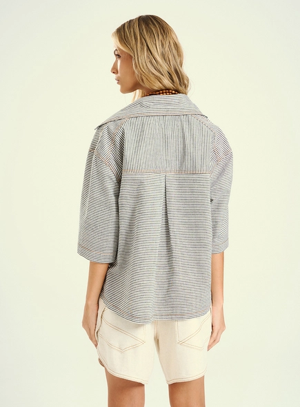 Camisa Feminina Boxy Listrada