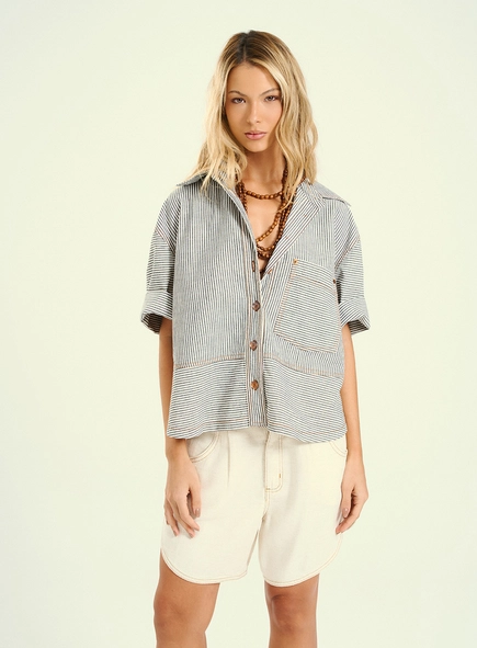 Camisa Feminina Boxy Listrada