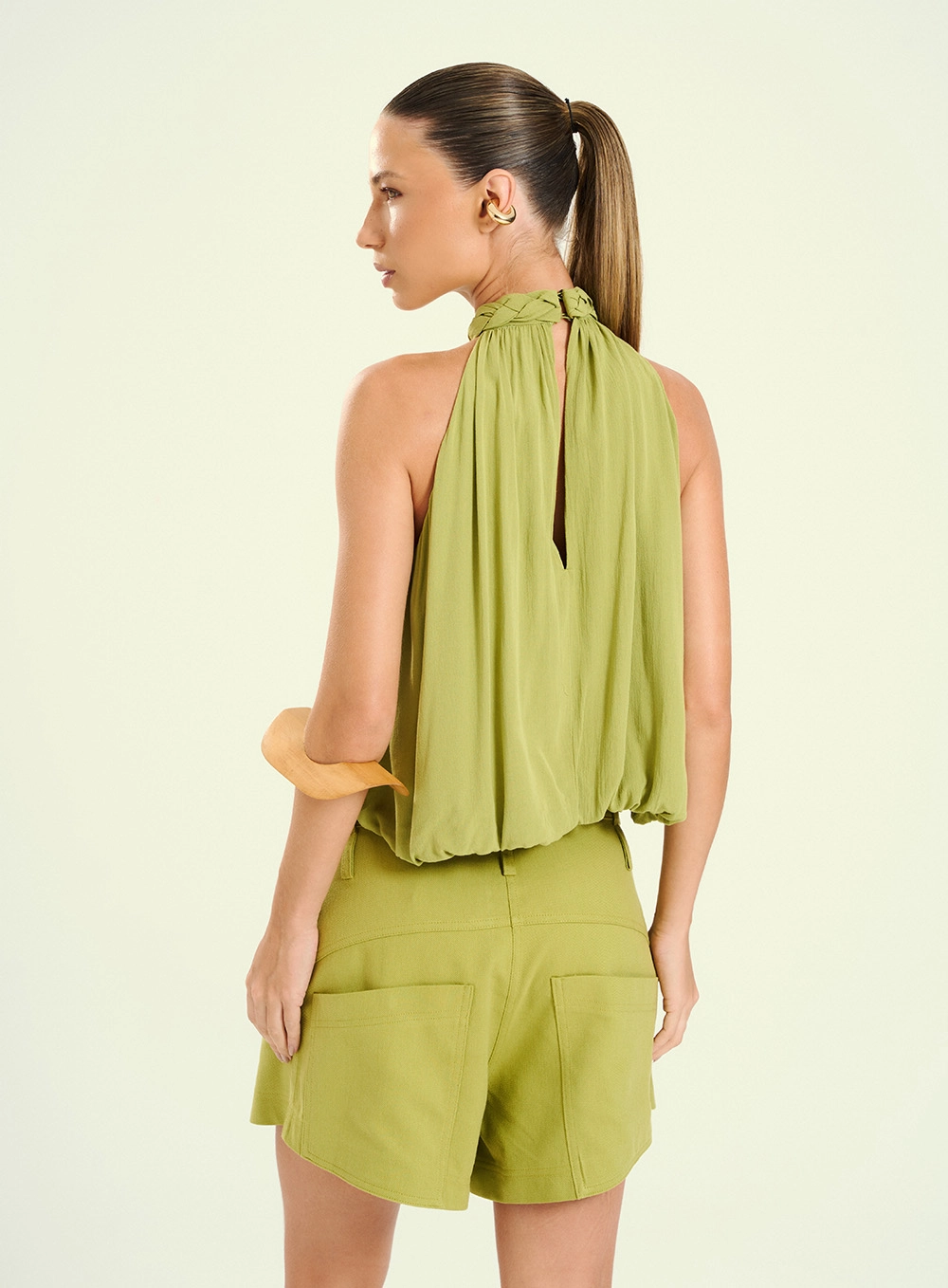 Blusa Feminina Com Gola Trançada Verde 2
