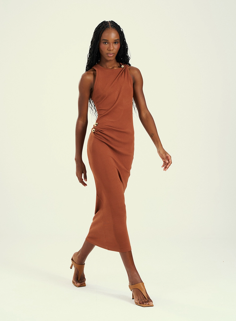 Vestido Feminino Midi Cut-out Marrom 2