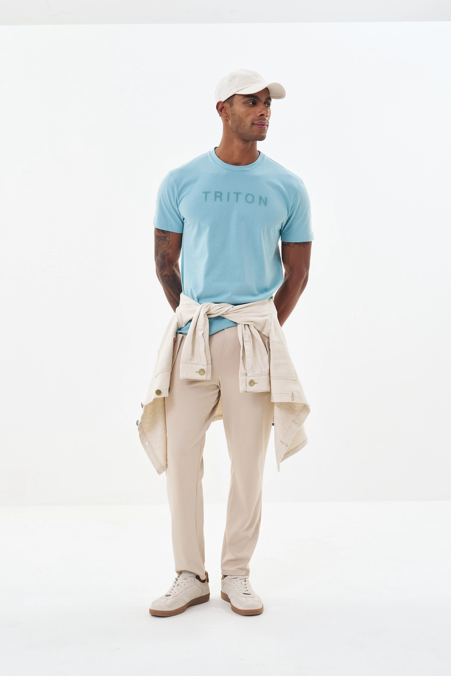 Camiseta Masculina Com Estampa Frontal Azul 1