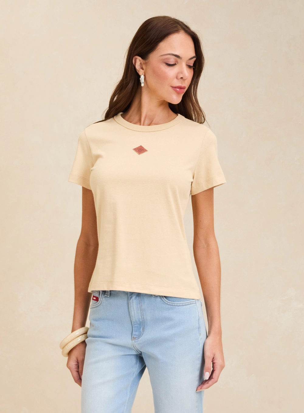 Camiseta Feminina Básica - Fran Bege 1