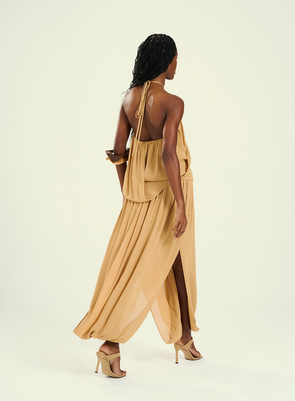 Vestido Feminino Longo Com Detalhes Bege 2