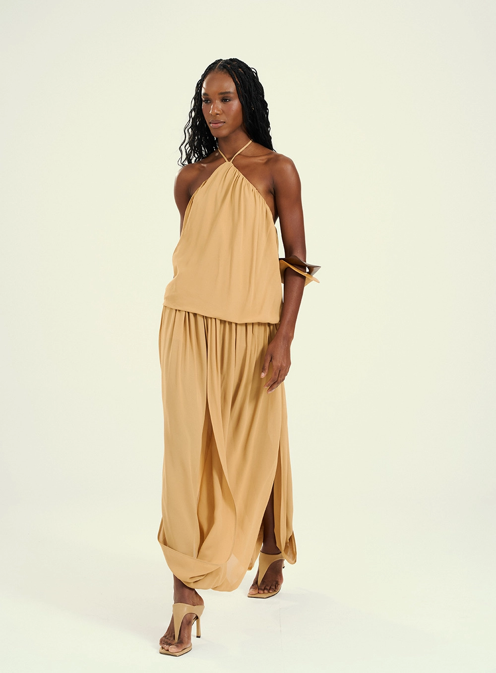 Vestido Feminino Longo Com Detalhes Bege 4