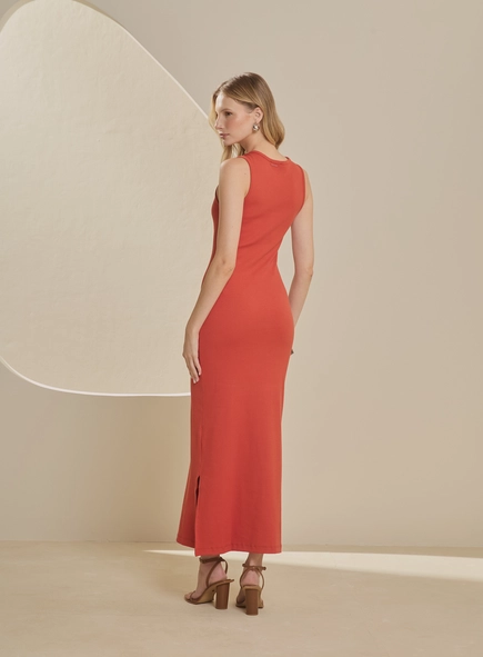 Vestido Midi Canelado Com Metal
