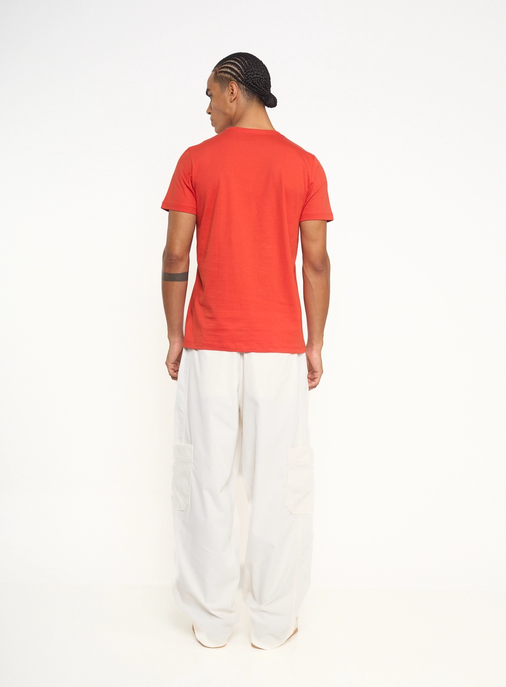 Camiseta Masculina Com Logo Em Relevo Vermelho