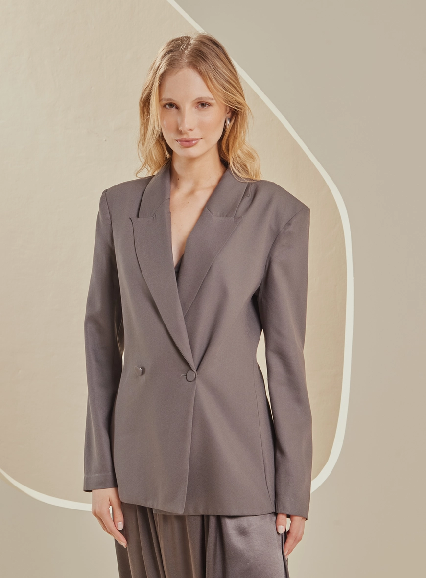 Blazer Feminino Alongado Com Ajuste Costas Cinza
