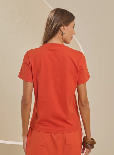 Camiseta Feminina Básica Comfort