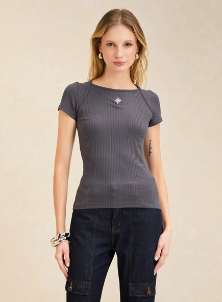 Blusa Canelada Manga Curta