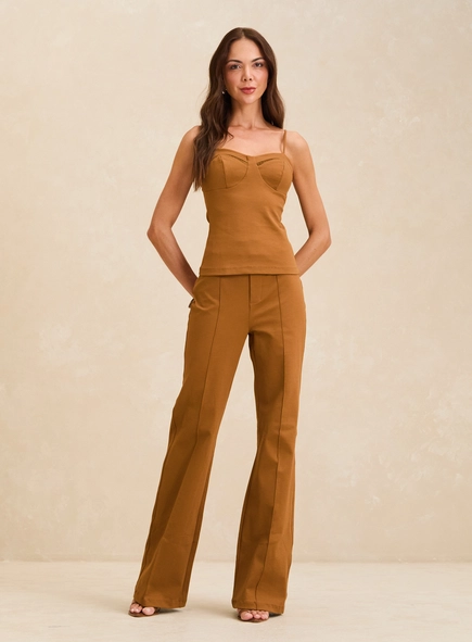 Blusa Slim Busto Estruturado