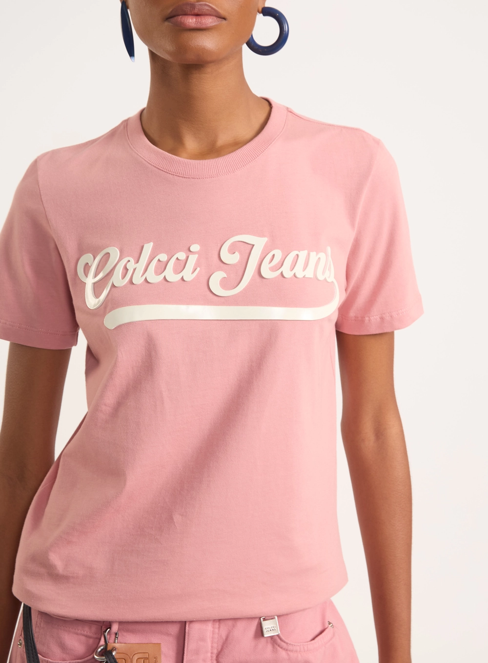 Camiseta Regular Com Estampa Script Rosa
