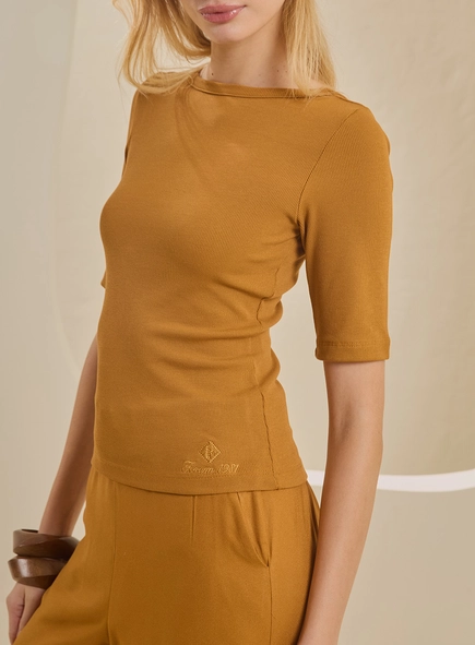 Blusa Canelada Decote U Costas
