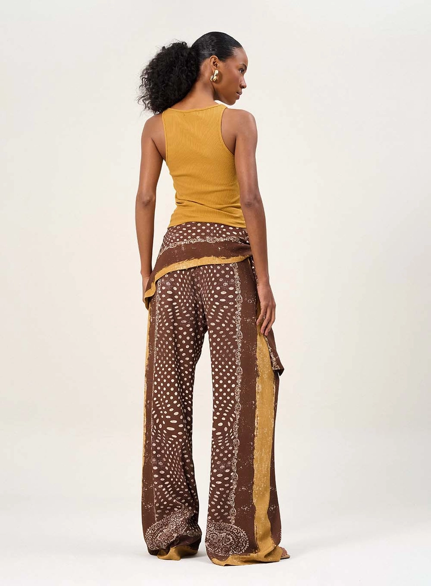Calça Feminina Estampada Com Sobreposição Estampados 2