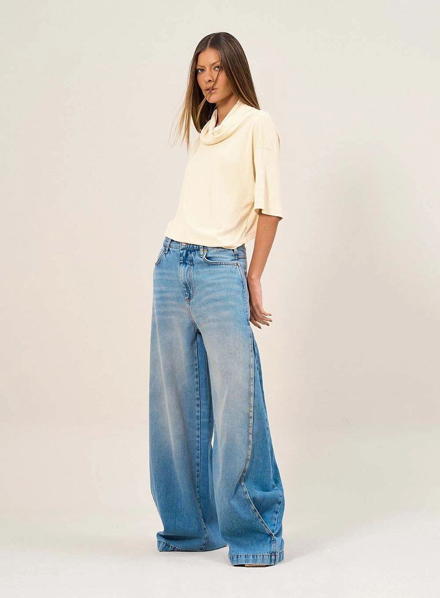 Calça Feminina Jeans Com Lavagem Clara Índigo 1