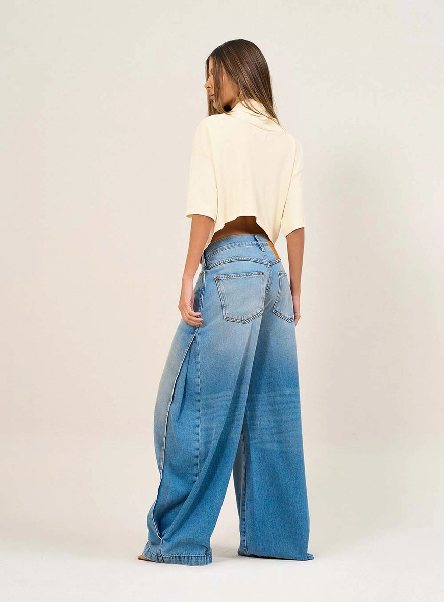 Calça Feminina Jeans Com Lavagem Clara Índigo 2