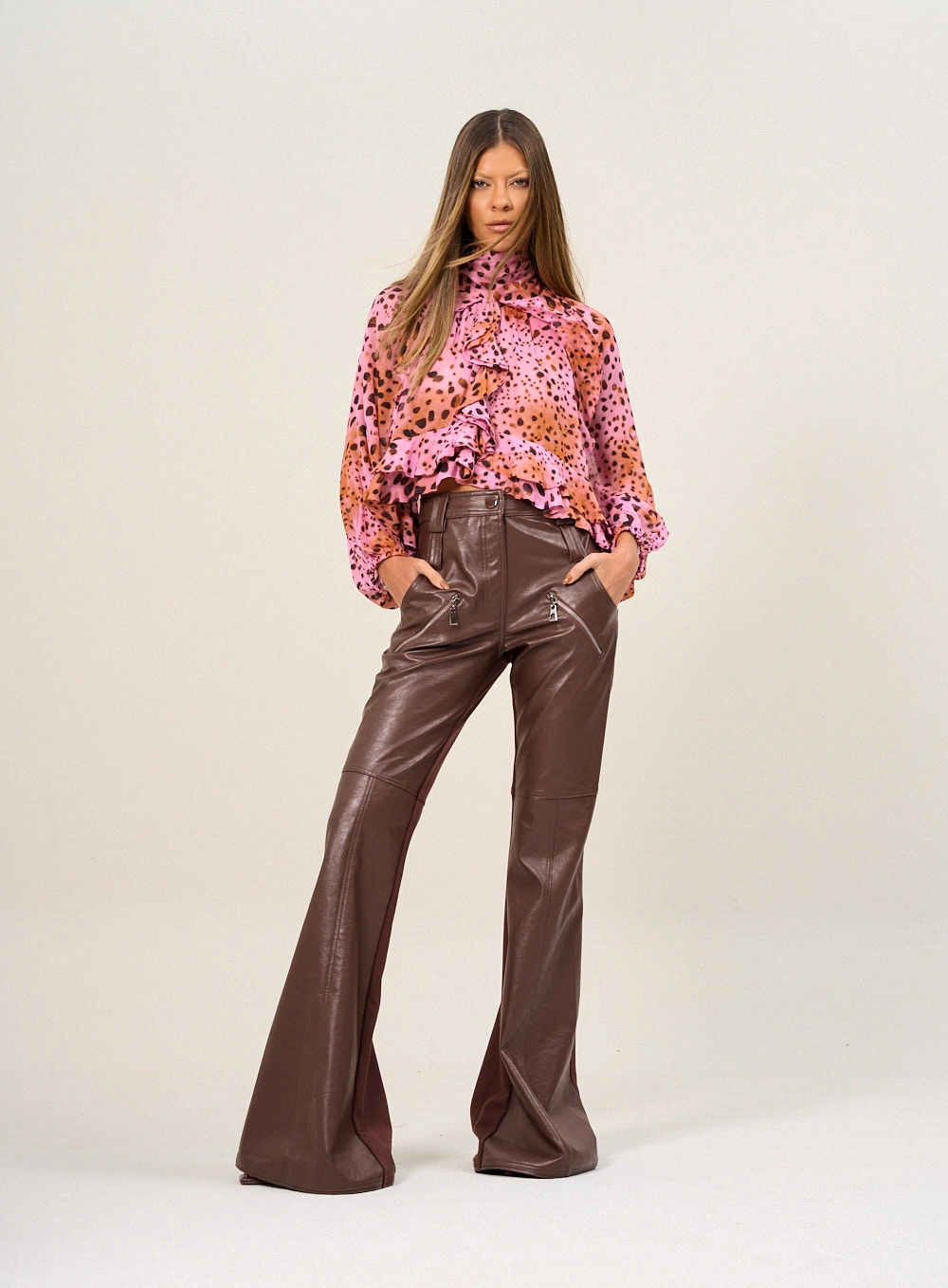 Calça Feminina Flare Em Pu Marrom 1