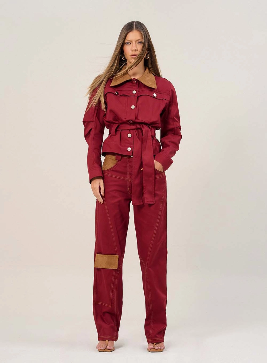 Calça Feminina Cargo Com Recortes Vermelho 4