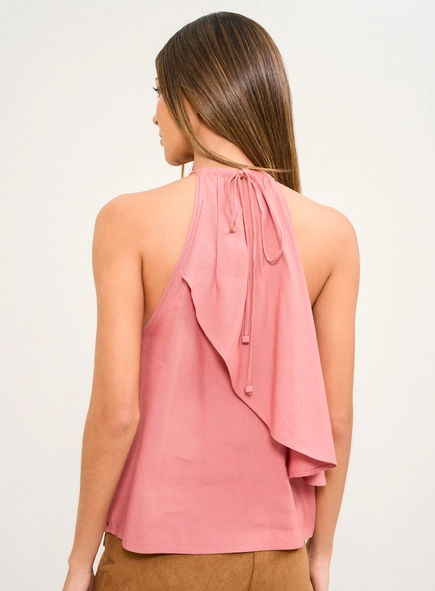 Blusa Halter Com Sobreposição Frontal.