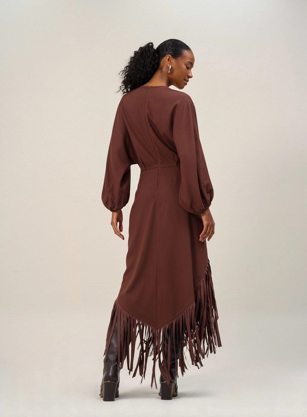 Vestido Com Franjas Marrom 2
