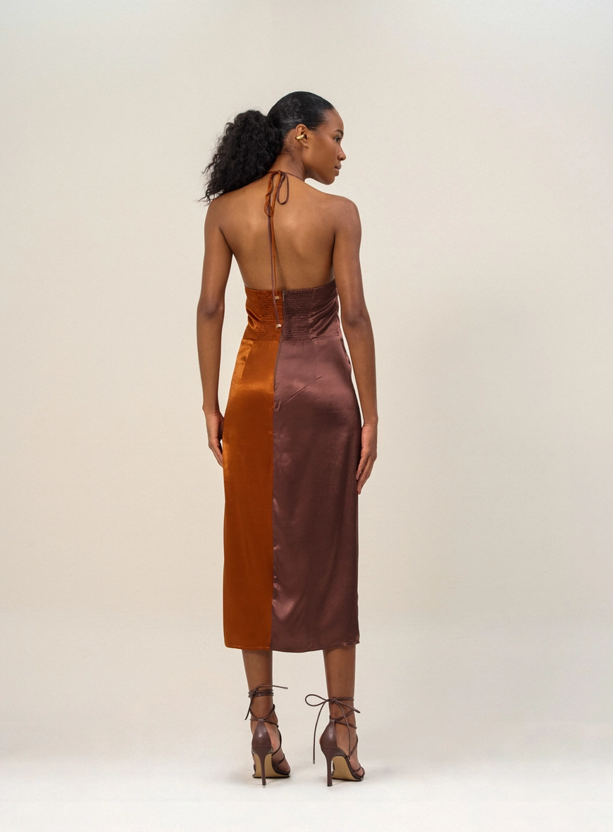 Vestido Midi Bicolor Com Torção Frontal Estampados 2