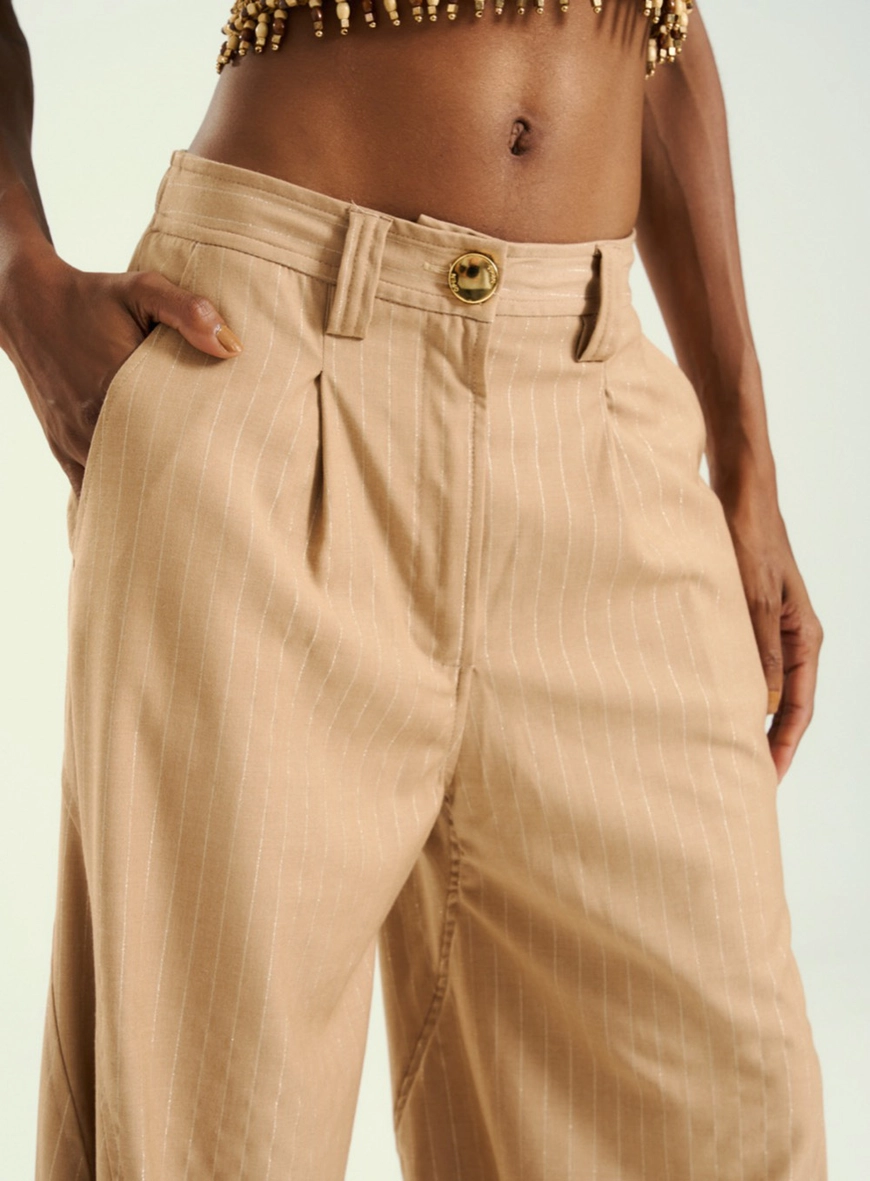 Calça Feminina Alfaiataria Wide Leg Bege 3