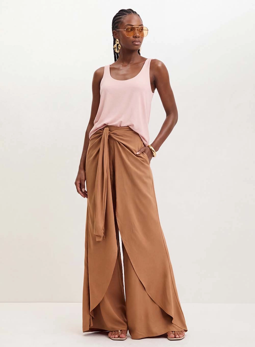 Calça Feminina Com Amarração Frontal - Ampla Bege 3