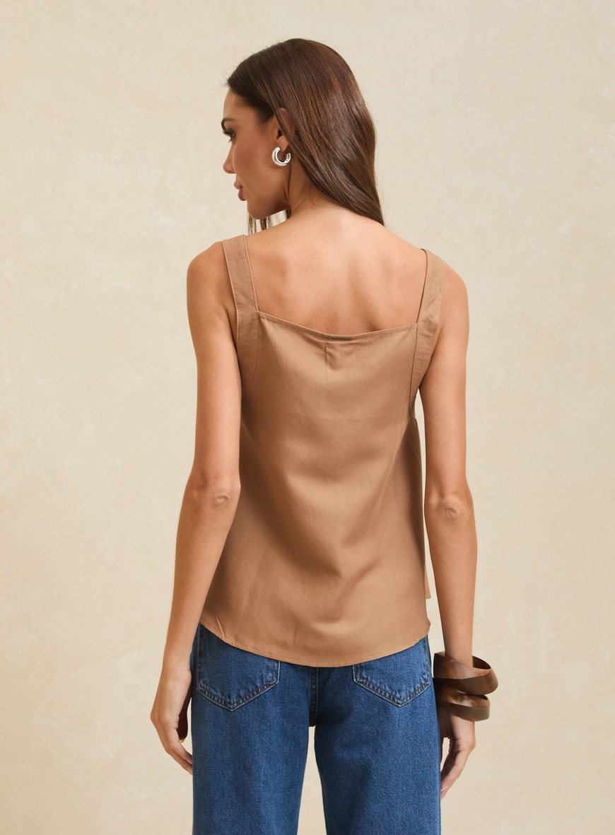 Blusa Ampla Decote Quadrado Marrom