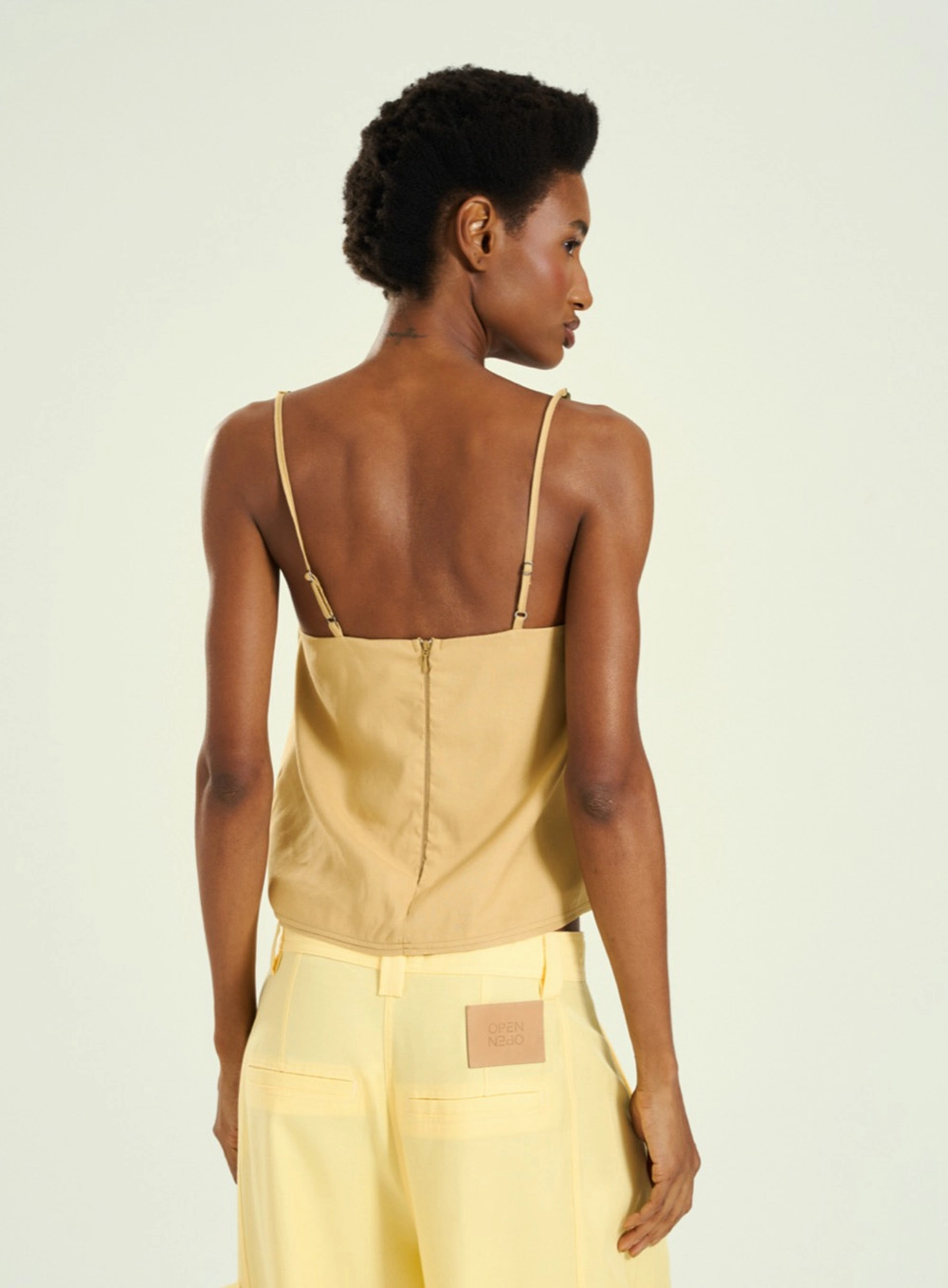 Blusa Feminina Com Alças Finas Bege 2