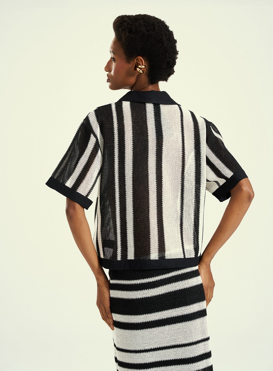 Blusa Feminina Estampada Com Gola Estampados 2