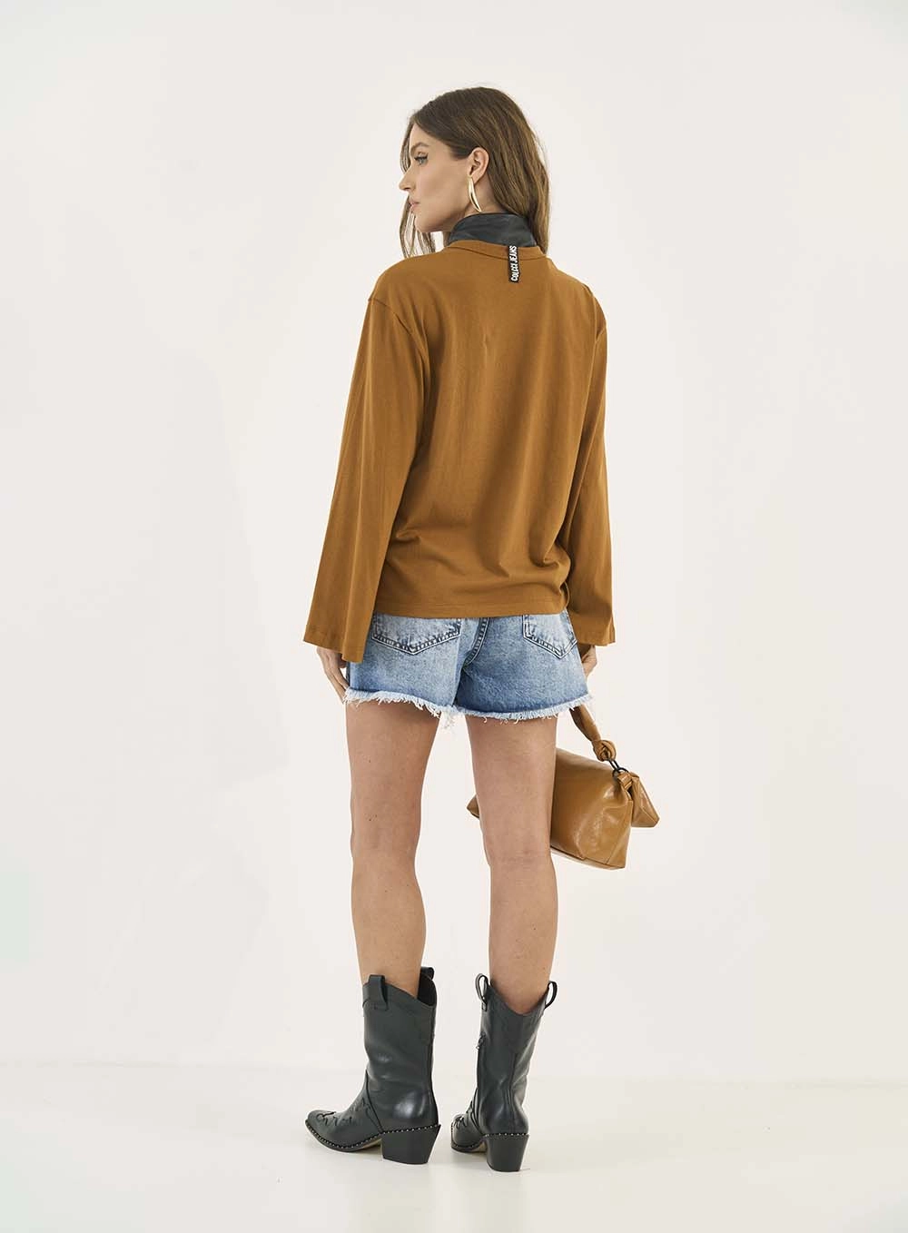 Short Jeans Cancun Com Metais Índigo