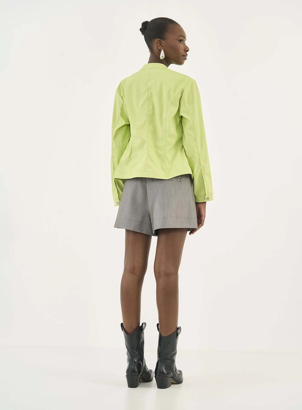 Short Alfaiataria Reto Cinza