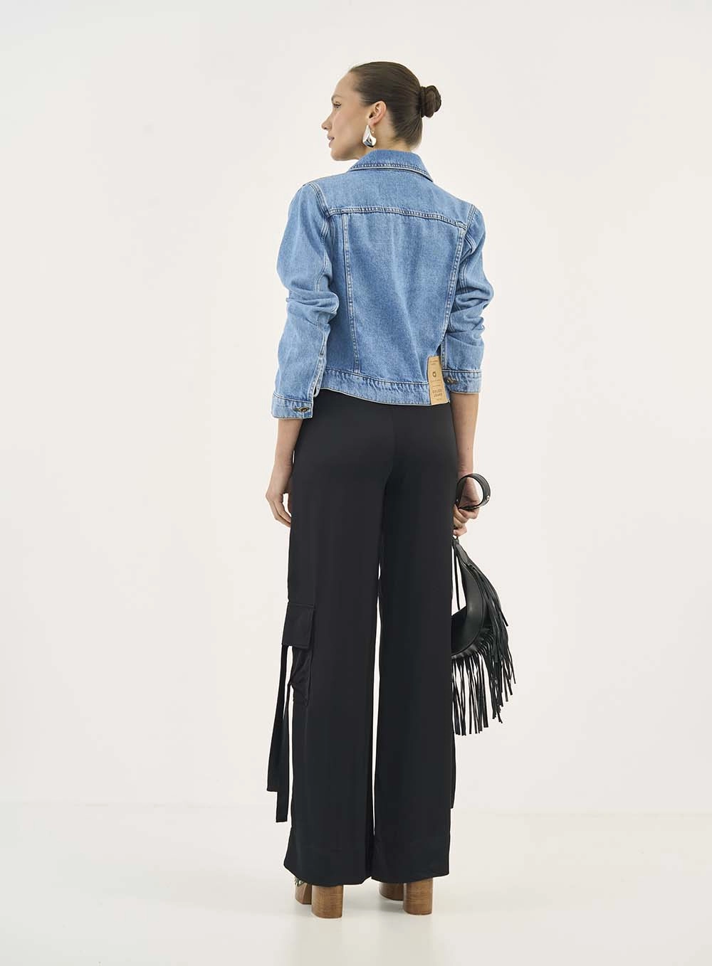 Jaqueta Jeans Trucker Comfort Índigo