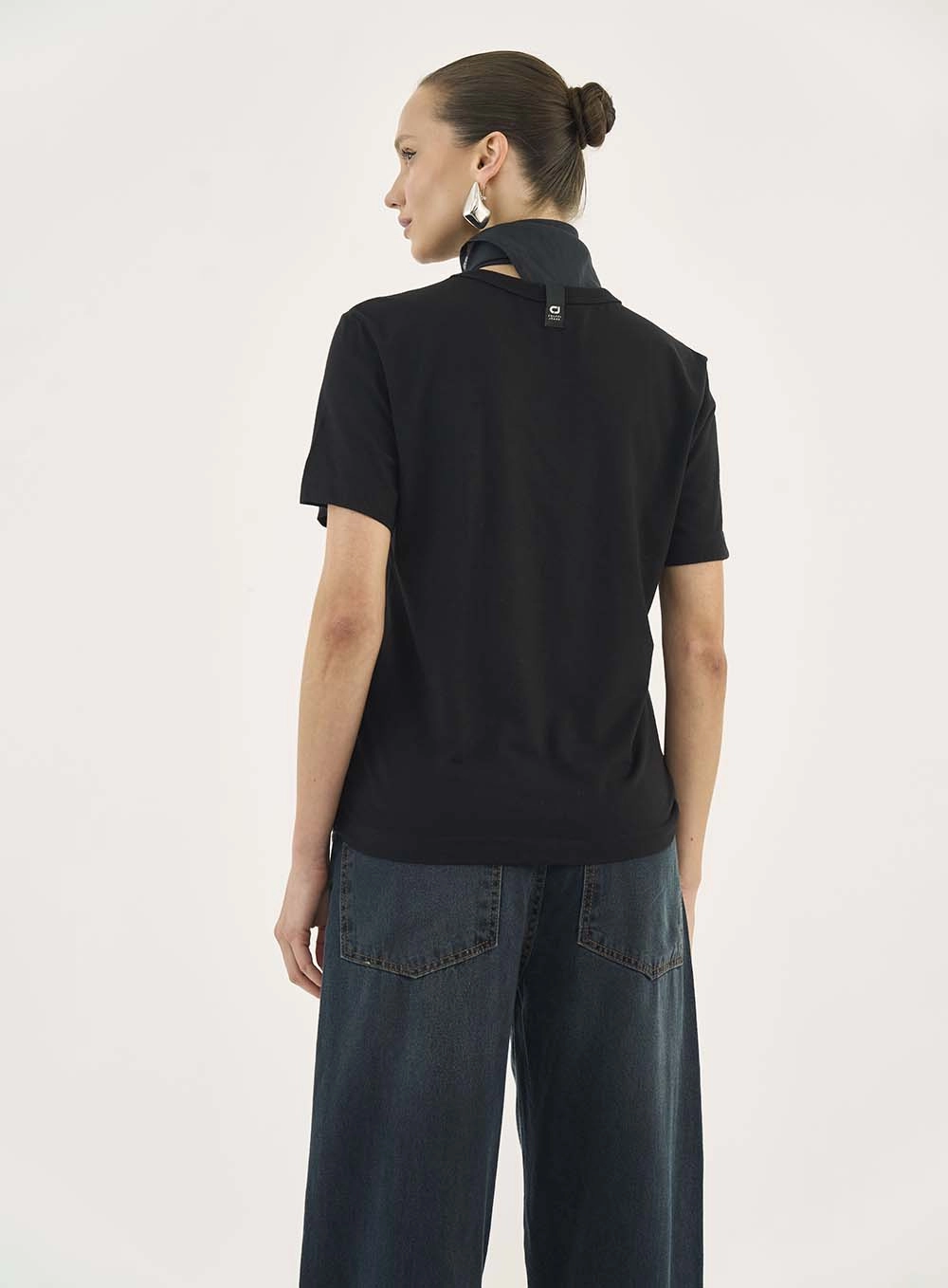 Camiseta Comfort Estampada Preto