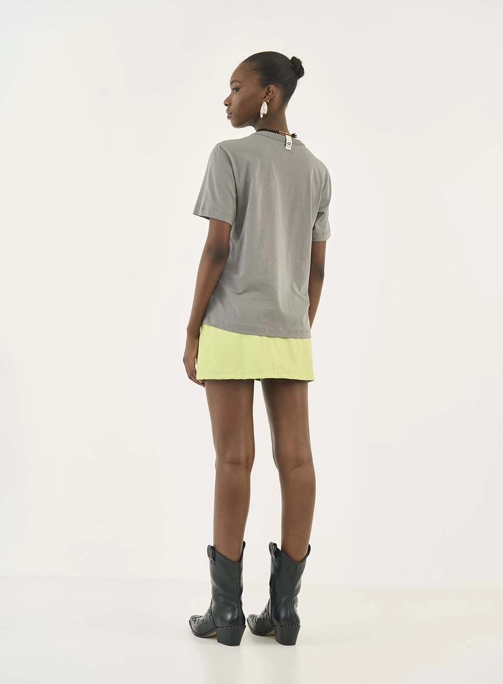 Camiseta Colcci Jeans Cinza