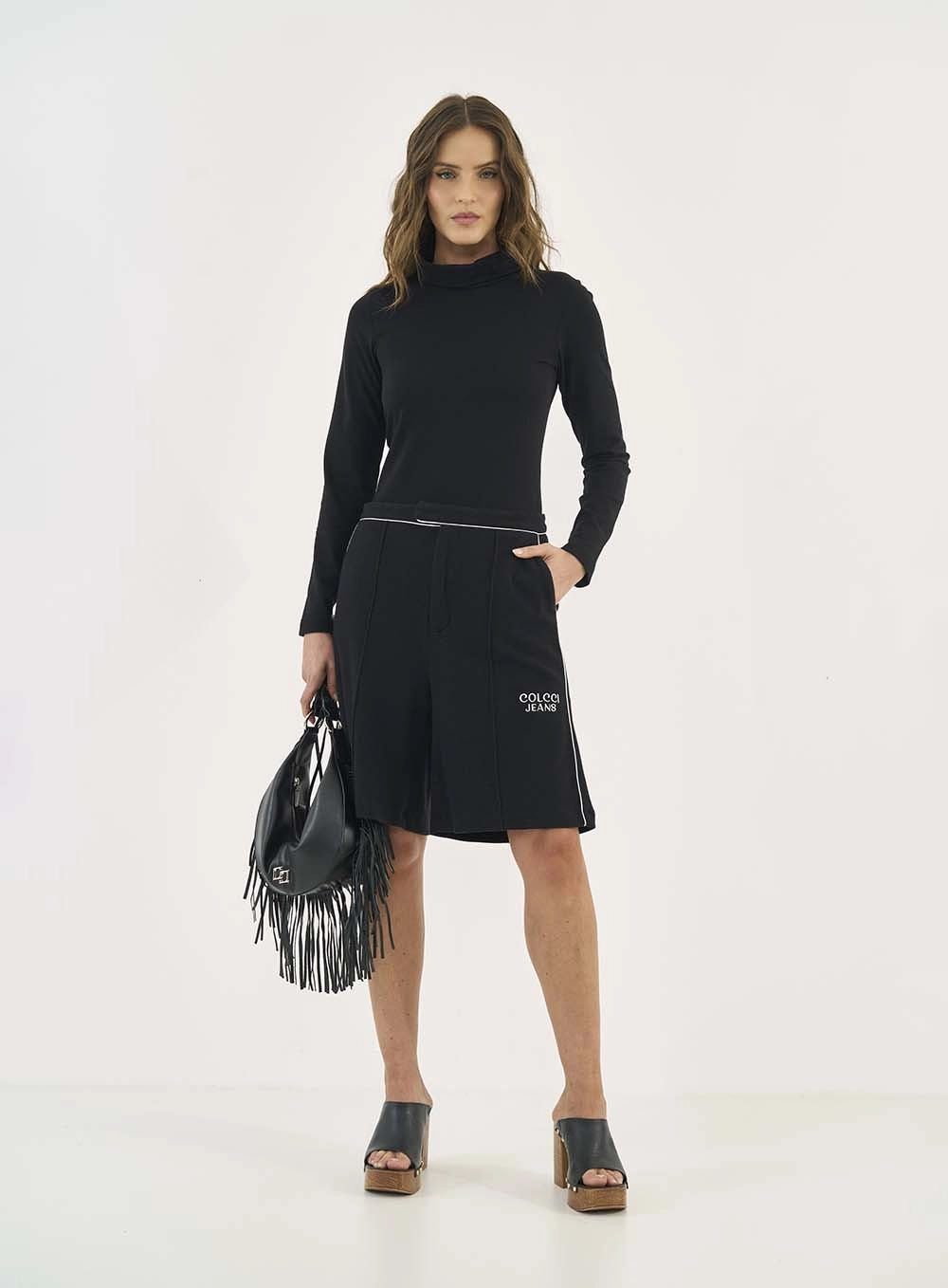 Blusa Slim Manga Longa Gola Alta Preto