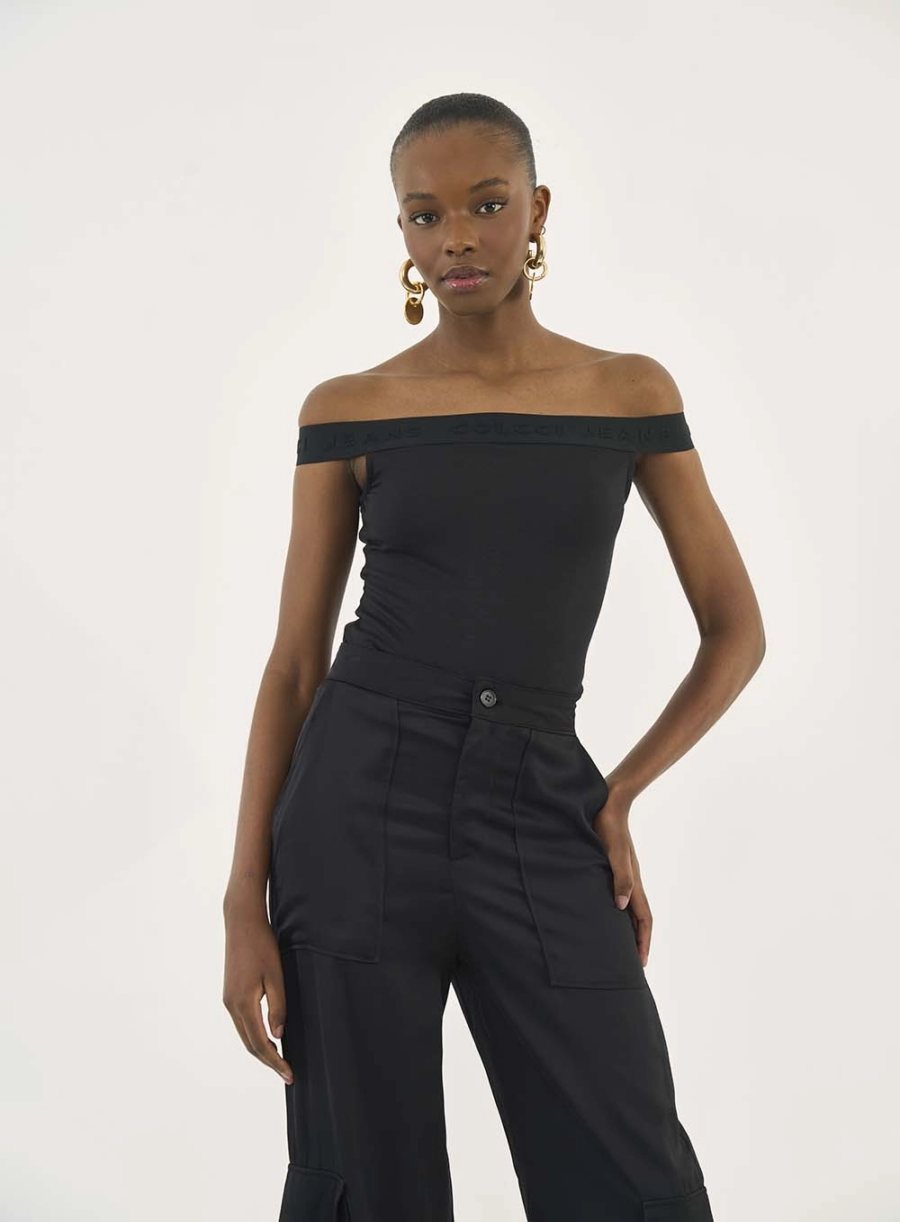Blusa Slim Ombro A Ombro Preto