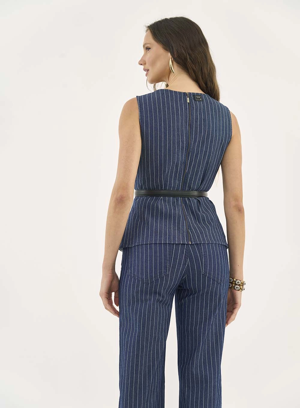 Blusa Acinturada Com Listras Estampados