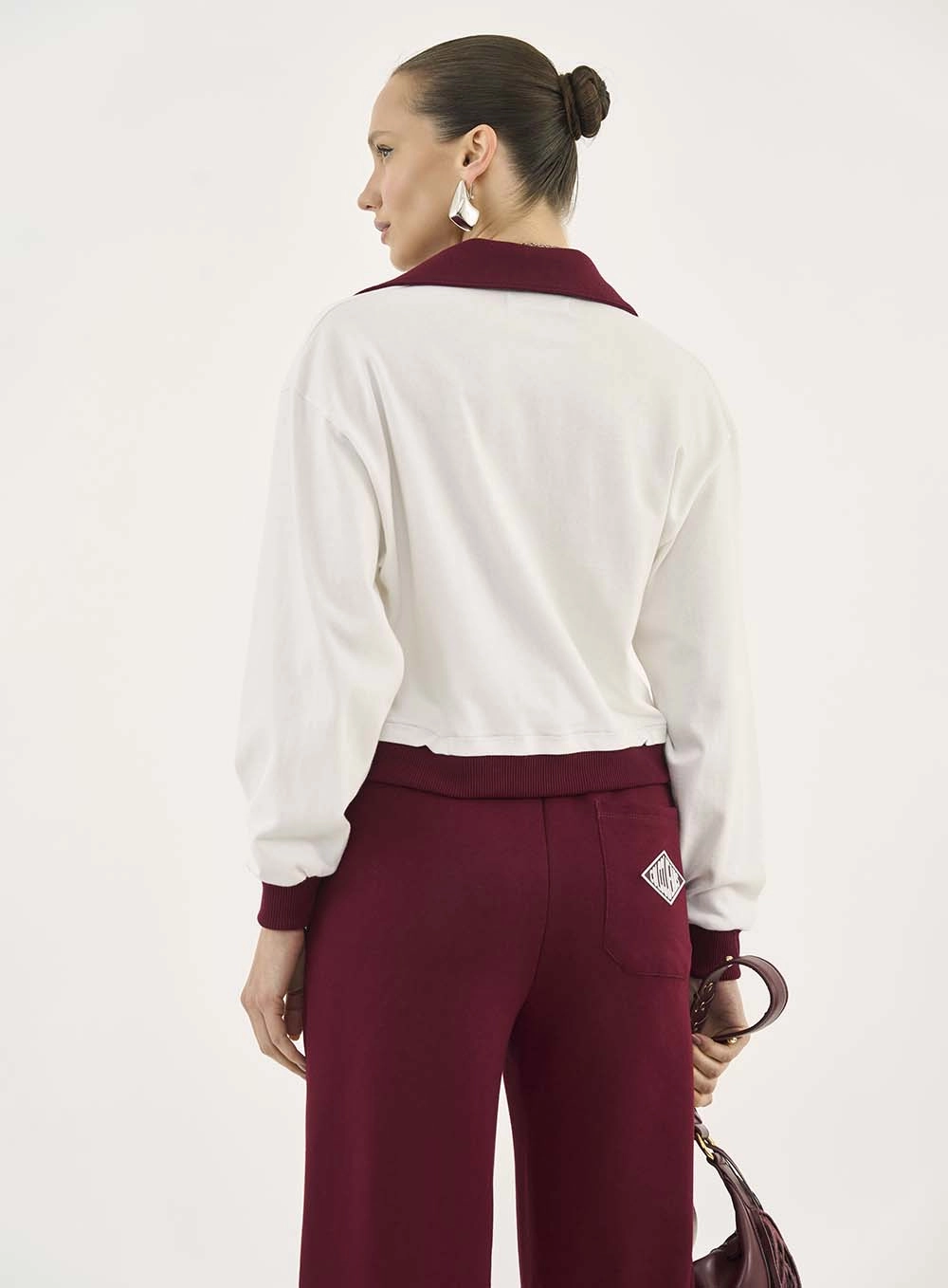 Blusão Comfort Gola Polo Aberta Off Shell