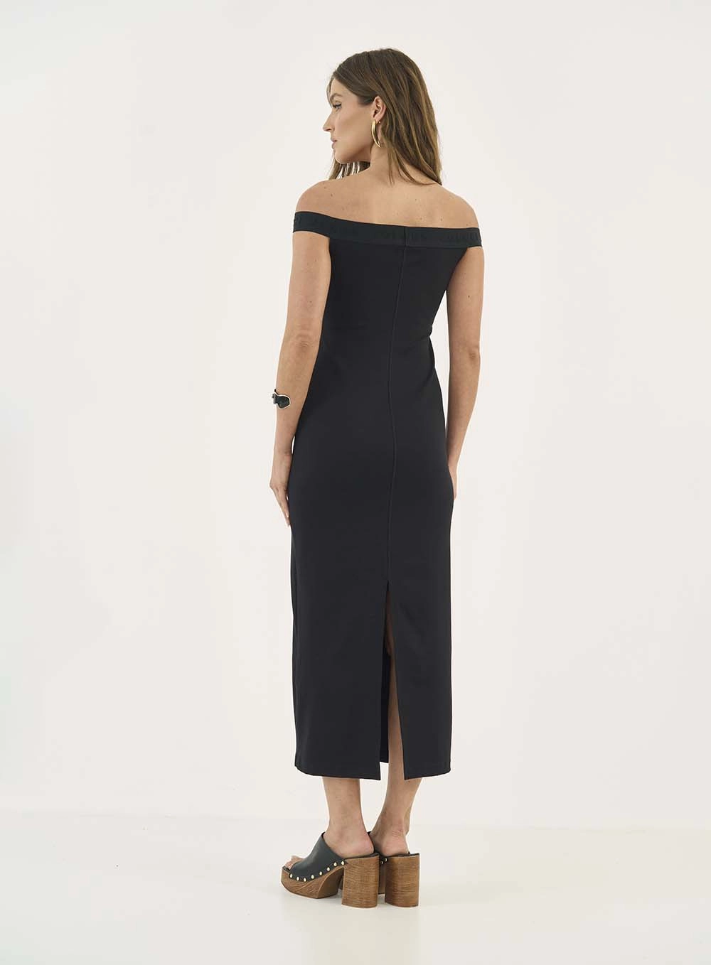 Vestido Slim Midi Ombro A Ombro Preto