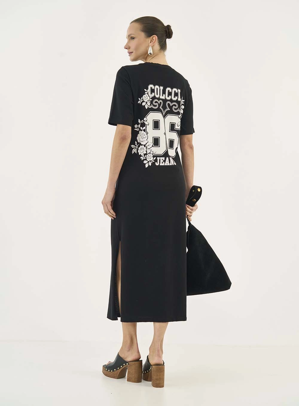 Vestido T-shirt Midi Com Estampa E Fenda Lateral Preto